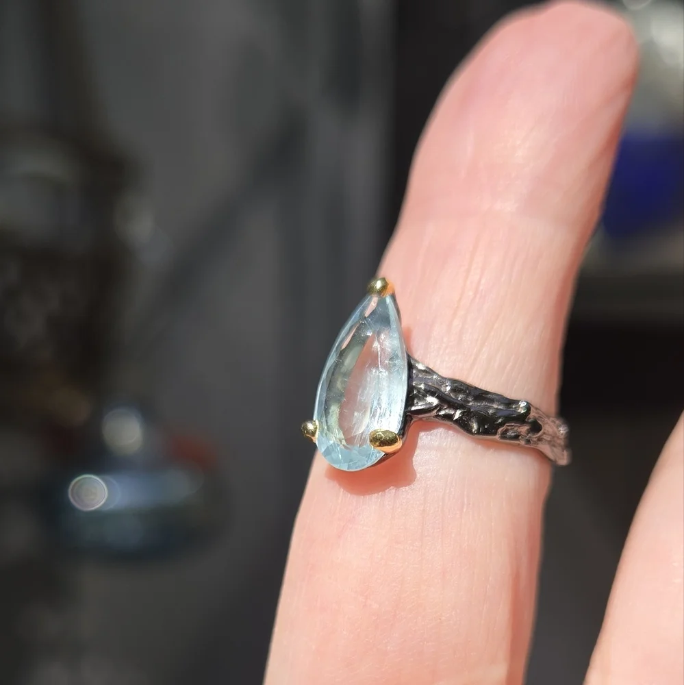 Aquamarine Pearcut Natural 6k Gemstone Syerling Rhodium & Gold Ring Sz7.5 - Picture 5 of 7